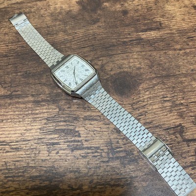 Men Parts or Repair, As Is Vintage SEIKO KING QUARTZ 5855-5000 