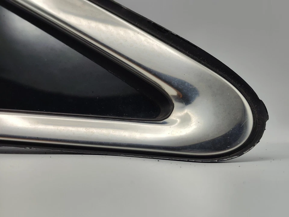 OEM 11-17 Honda Odyssey RH Right Side Tringular Windshield Vent Glass Tinted - Image 2 of 4