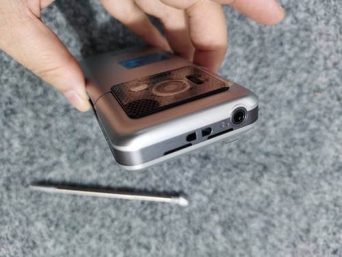 99%N EW Motorola ROKR E6 GSM 2G Unlocked 2.4" 2MP Linux Bluetooth Cellphone - 第 3/13 張圖片