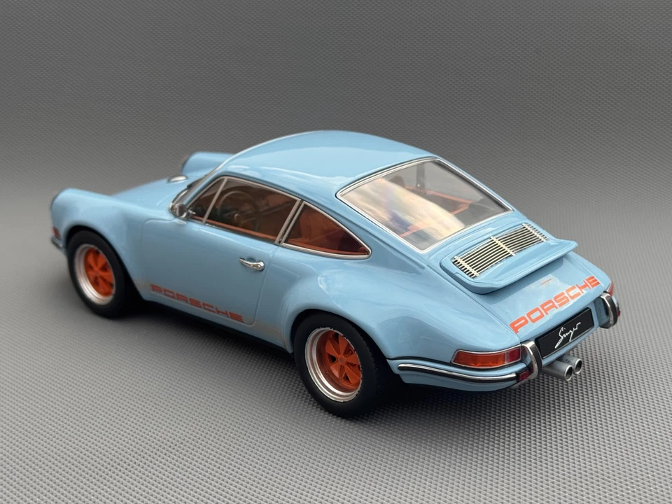 KK Scale Diecast Singer Porsche 911 Coupe Blue 1/18 Scale Model KKDC180441 - Image 3 of 4