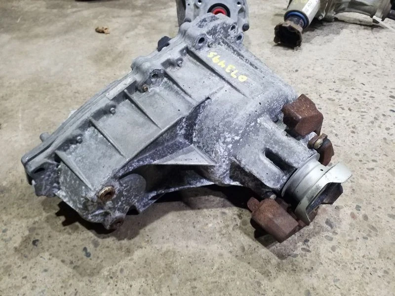 Cadillac SRX 2004-2009 3,6 L AT montaje de caja de transferencia AWD OEM Foto 4 de 4