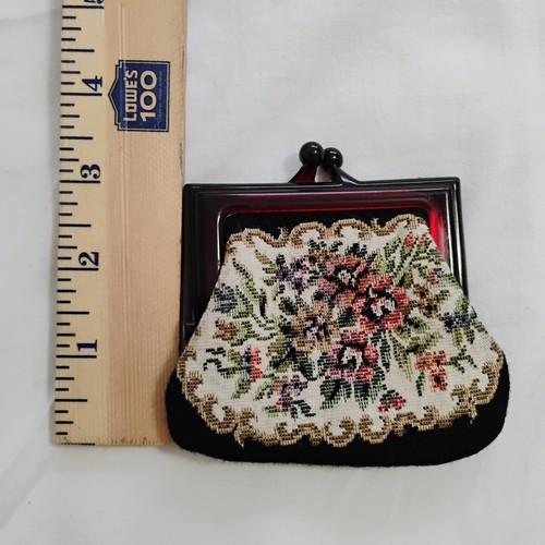 Vintage Oriental Floral Tapestry Coin Purse With Embroidery + Kiss Lock - Picture 6 of 6