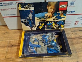 LEGO Vintage 1985 Classic Space Fx Star Patroller 6931 rare samsonite canada box