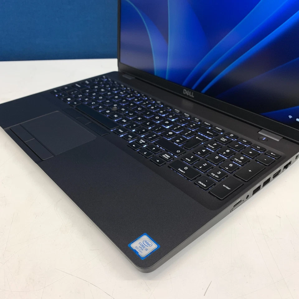 Dell Latitude 5500 , i5-8265U, 16GB RAM, 256GB SSD, Win 11 Pro *B GRADE* - Image 4 of 4