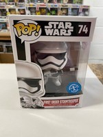 BeschäDigt Verpackung Exklusive Erste Auftrag Stormtrooper 9.5Cm Vinyl Pop Figur