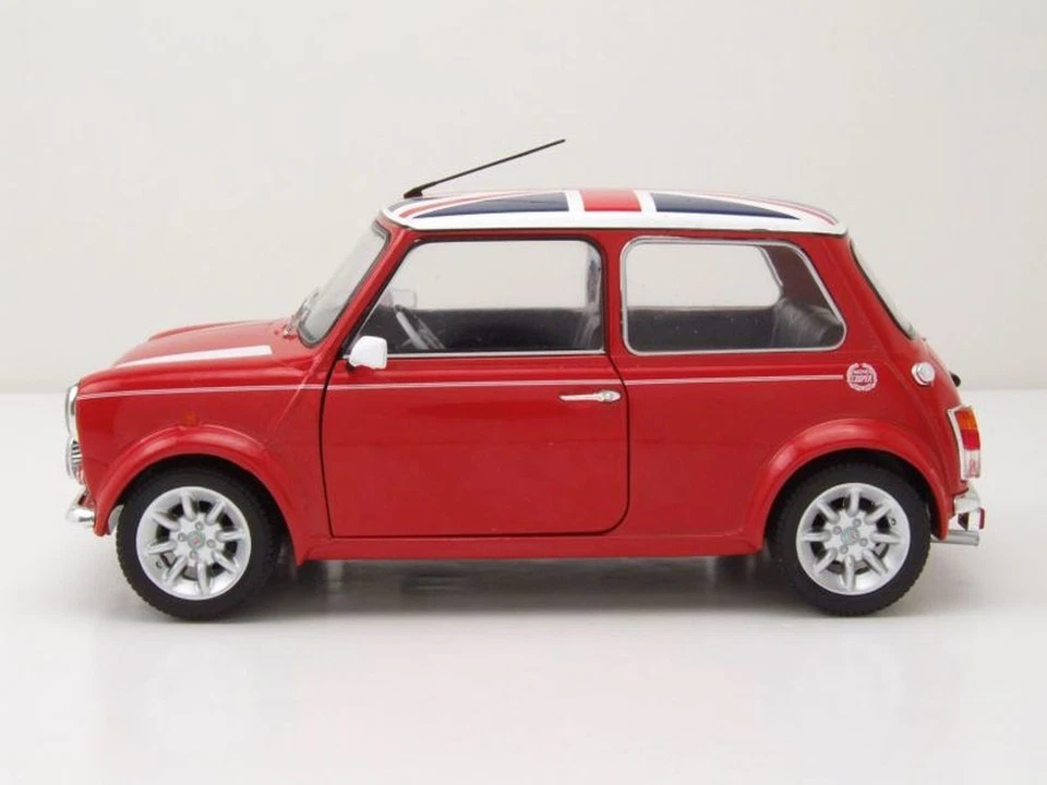 Mini Cooper 1.3i Sport Pacco 1997 Rosso Con UK Bandiera Modellino 1:18 Solido - Immagine 3 di 4