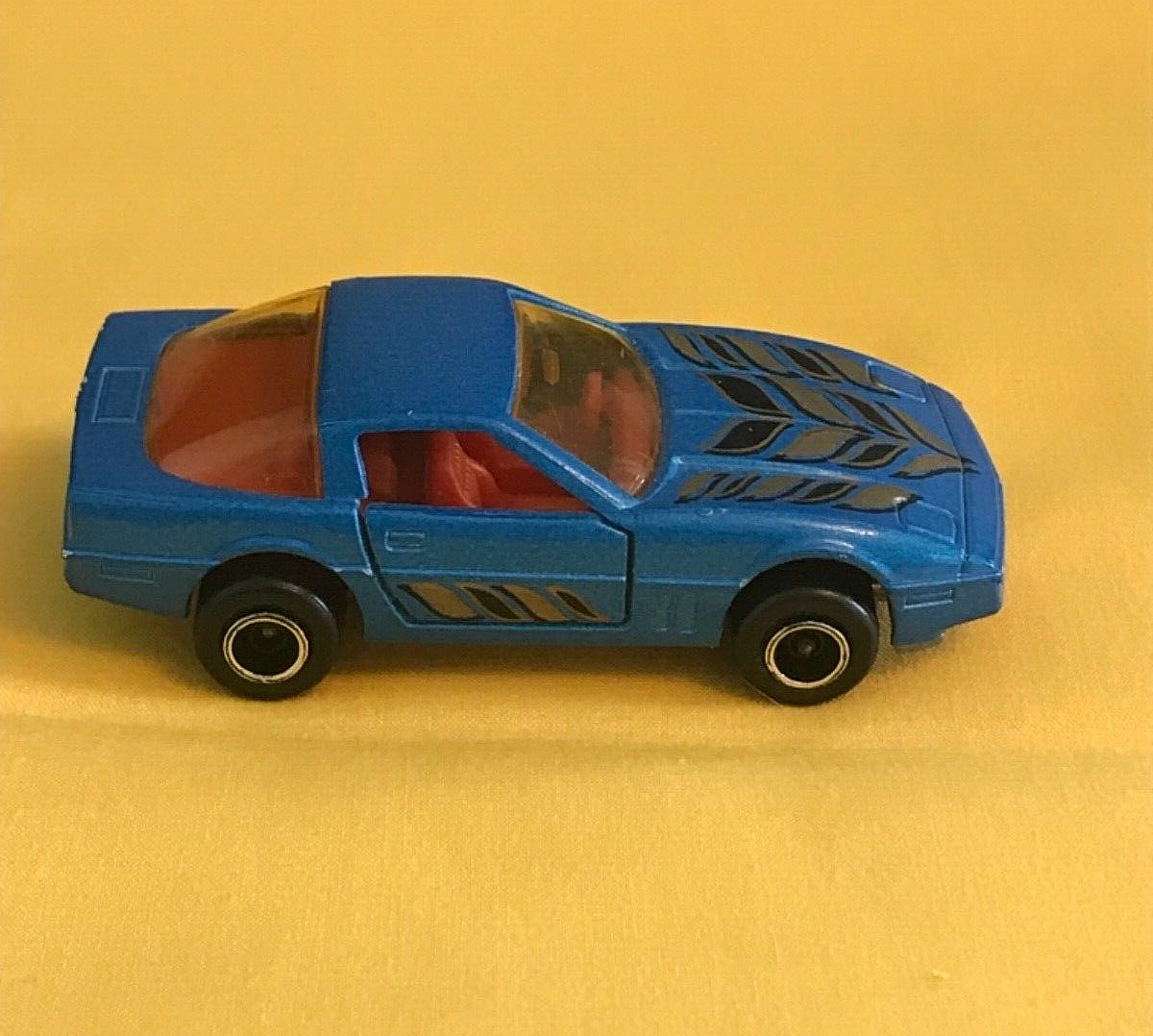 VINTAGE 1980 MAJORETTE No.215-268 CHEVROLET CORVETTE 1/57 DIECAST