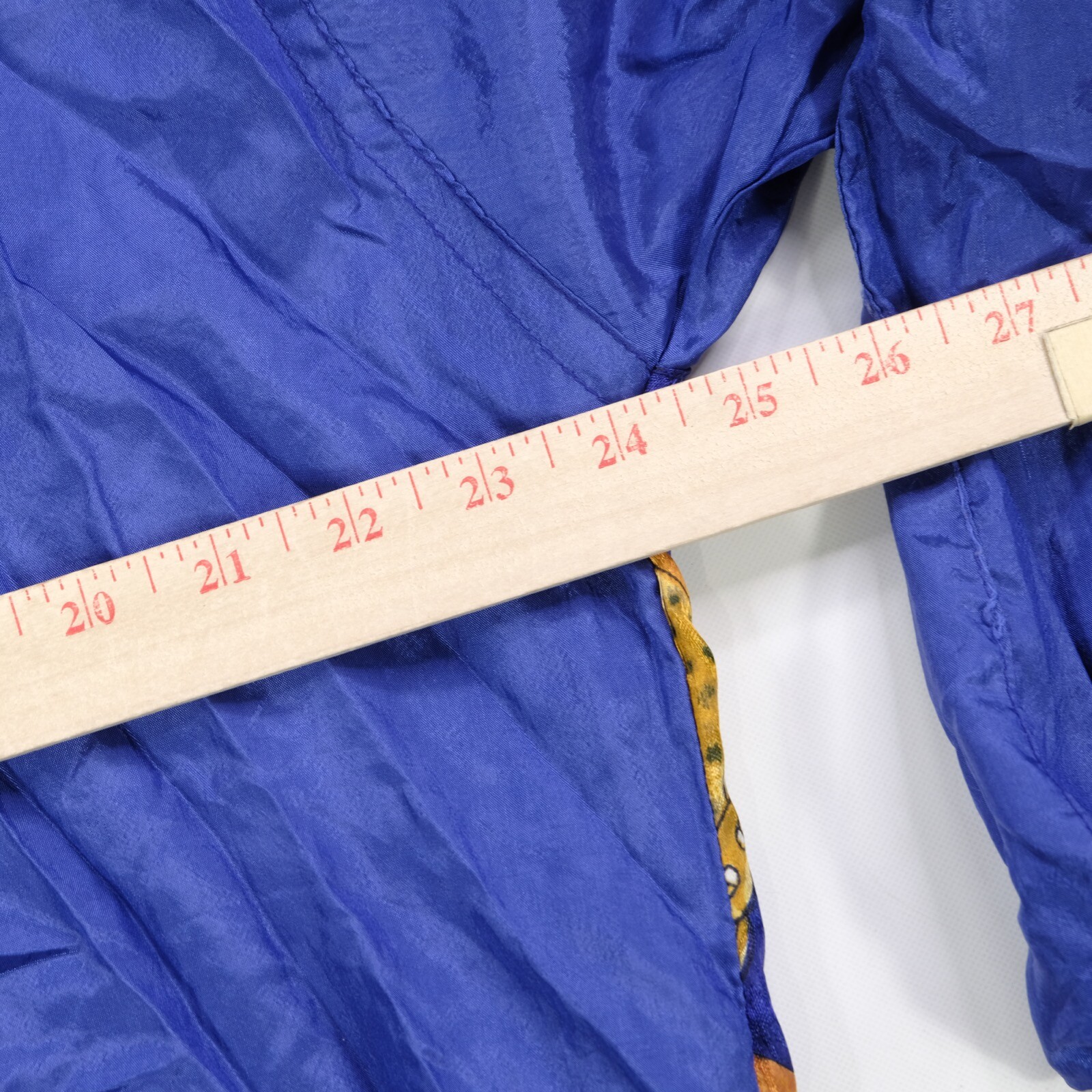 Rare VTG BASIC EDITIONS Color Block Chains Graphi… - image 8