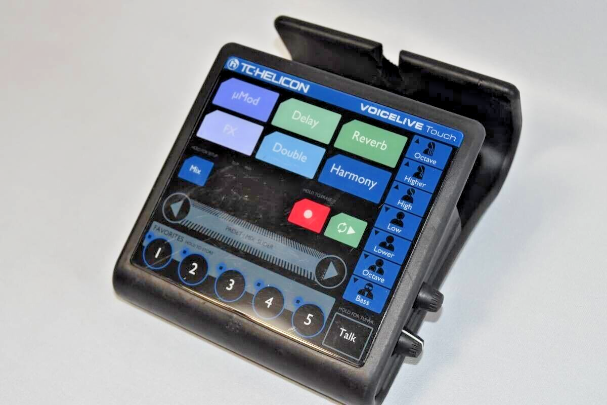 TC-Helicon Voicelive Touch Vocal Effects Processor Pedal Effector