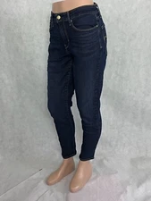 Signature Gold by Levi Strauss Totally Shaping Skinny jeans Size W29 L32