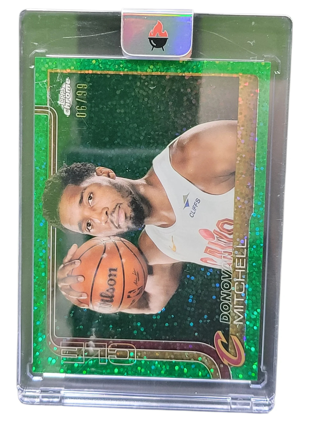 2024 Topps Chrome Donovan Mitchell #69 Green Speckle 06/99
