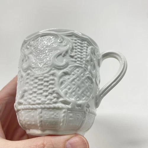 Vintage Italian Family Crest Espresso Mug Collectable RARE Majolica Faience 012