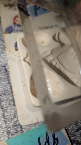 Amaco Push Molds & Modeling Clay Vintage Lot Hands Bunnies Angel Doll Face READ - Picture 10 of 14