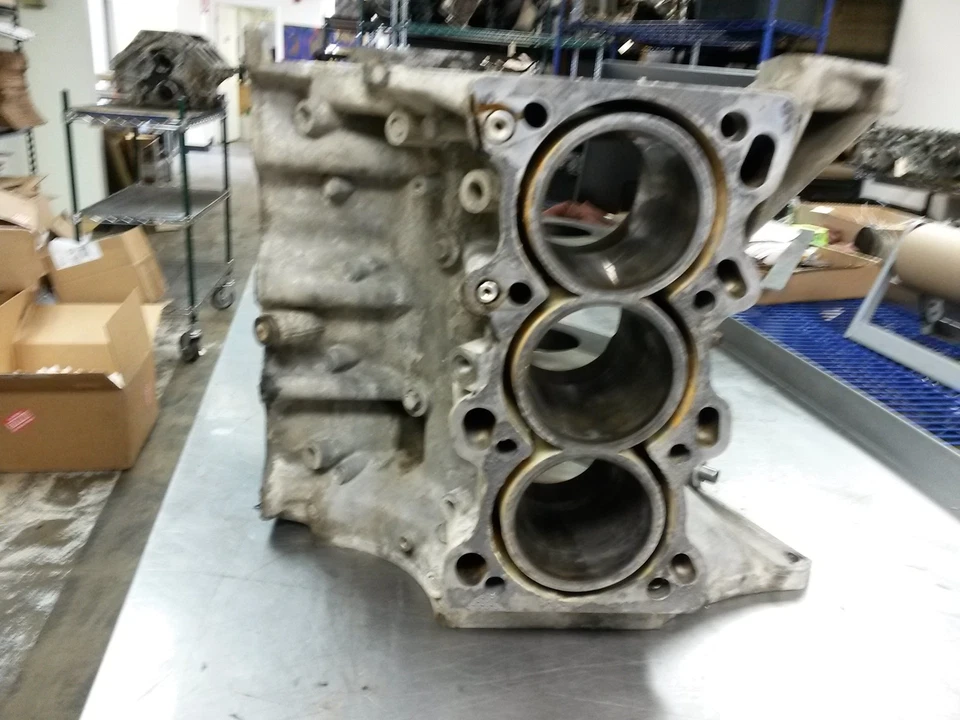 Bloque de cilindros de motor para 93-95 Acura Legend 3.2 Foto 4 de 4