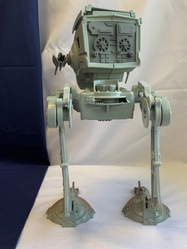 Star Wars 1995 El Poder de la Fuerza Imperial AT-ST Scout Walker Vehículo en Caja Foto 3 de 4