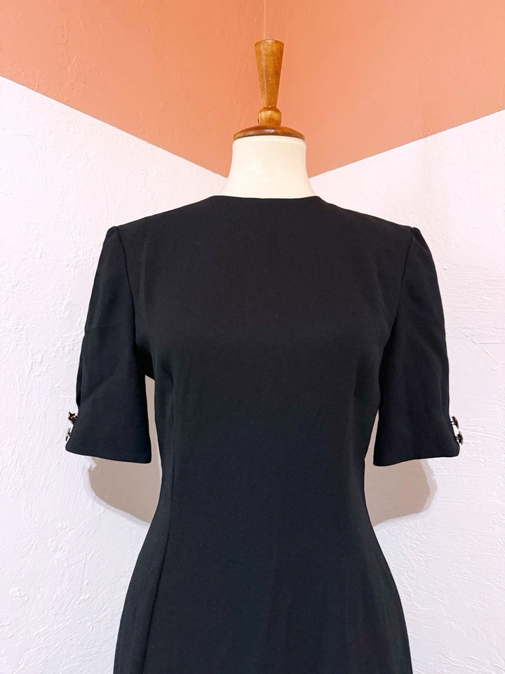 Винтажное миди-платье 90-х Liz Claiborne Black Stars Goth Fit Flare с оборками размер 8 M - Изображение 4 из 4