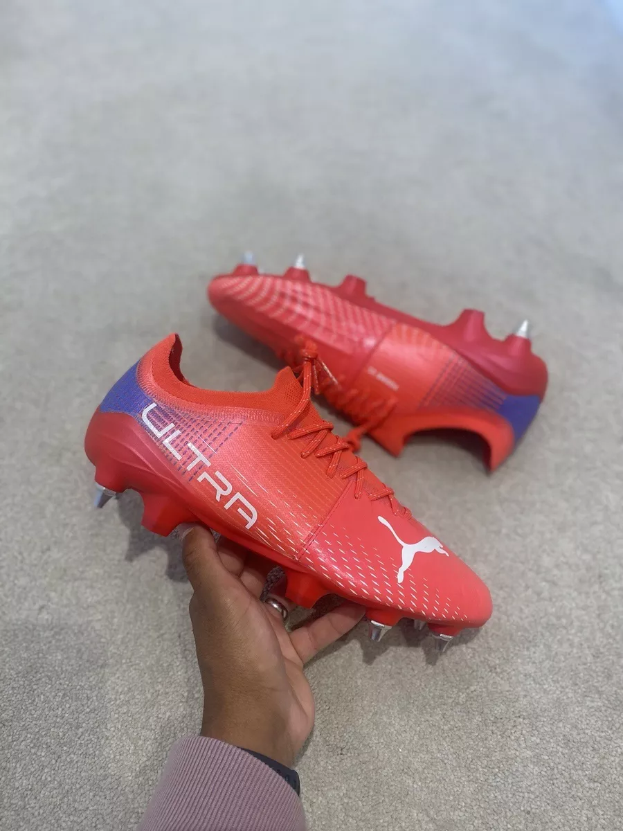 Custom puma football sale boots