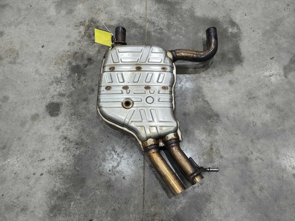 Silenciador de escape delantero de gasolina OEM 7L8253209AL Audi Q7 2007-2015 3,0 L 3,6 L Foto 2 de 4