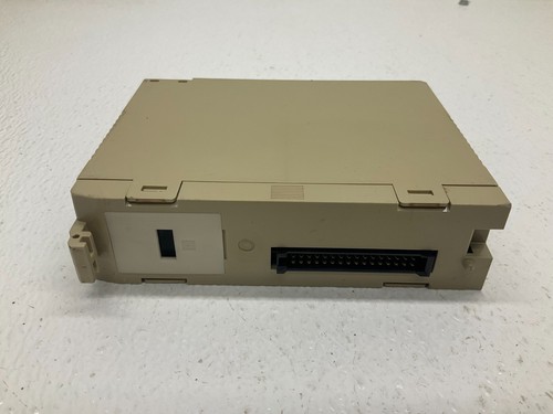 Omron C200H-OC225 Relay Output Unit 16 Point C200HOC225 0C225 - Picture 7 of 11