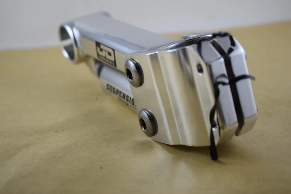 JD 315 Threadless Ahead Suspension stem 1 1/8'' or 1'' Aircraft Grade 6061 MBK - Image 3 of 4