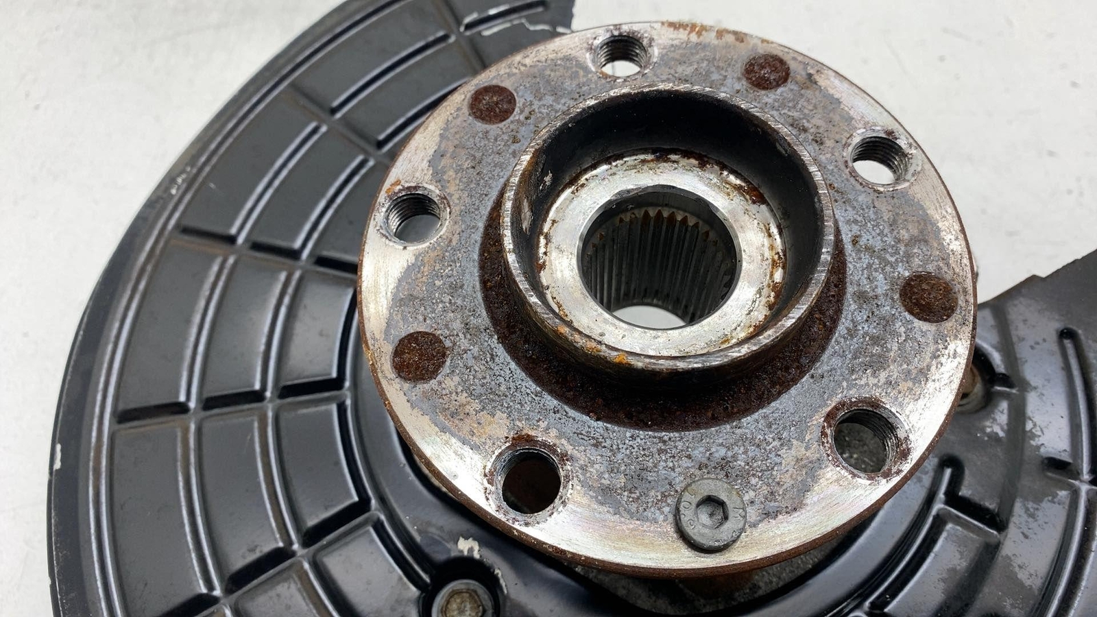 ⭕ 2017-2020 Maserati Levante Rear Driver Side Spindle Knuckle Assy Left LH AWD