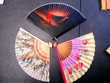 Group Of 14 Vintage Estate Folding Hand Fans Different Sizes  Materials
