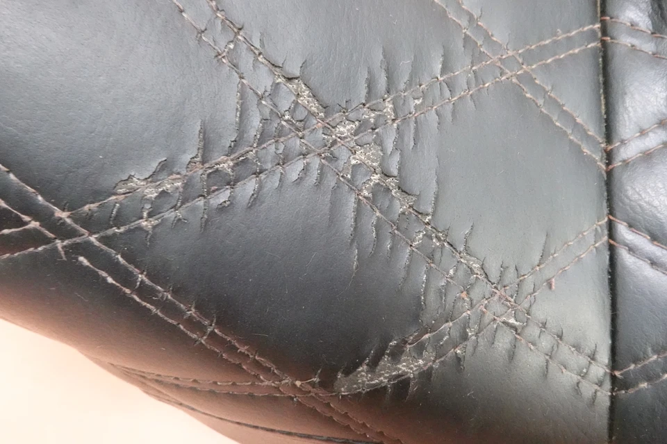 Седло с передней задней подушкой сиденье Harley Davidson Street Bob FXBBS 2018-2024 годов выпуска - Изображение 2 из 4