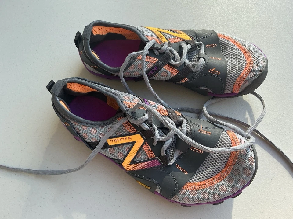 Zapatillas de trail running New Balance 6 Minimus Vibram para mujer  Foto 2 de 4