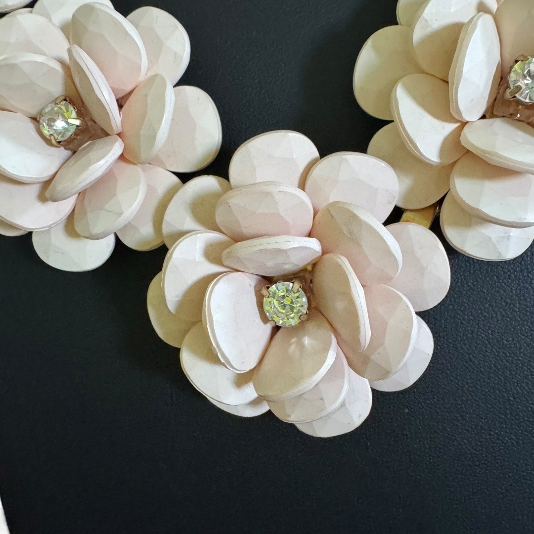 J. Crew Dramatic Blush Floral Statement Necklace … - image 2