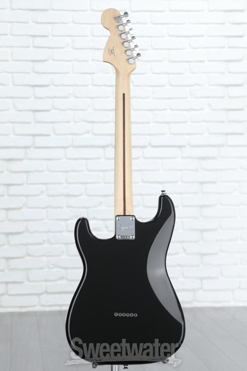 Squier Affinity Series Stratocaster H HT - Black, Sweetwater Exclusive