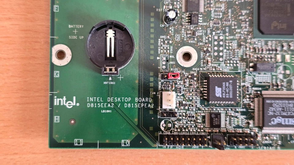 Intel D815EEA2 / D815EPEA2 motherboard with CPU & RAM - A45156-206 - Bild 4 von 4