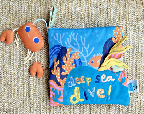 The Manhattan Toy Company DEEP SEA DIVE BATH BOOK Foldable Water Friendly Fabric