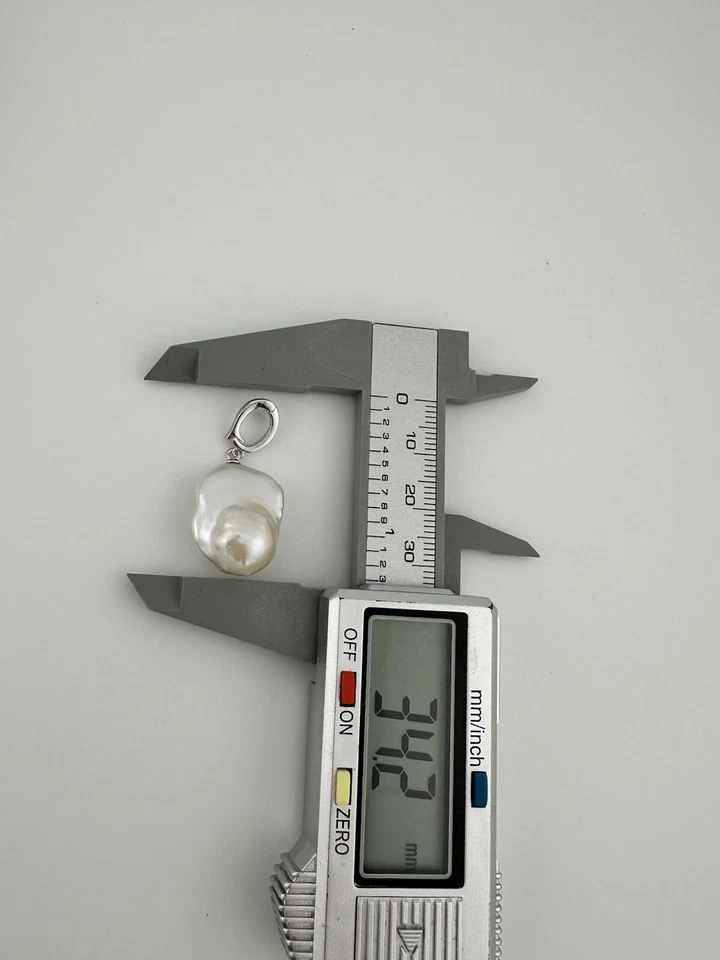 Large Solid 925 Sterling Silver Genuine Baroque Pearl Pendant - Image 4 of 4