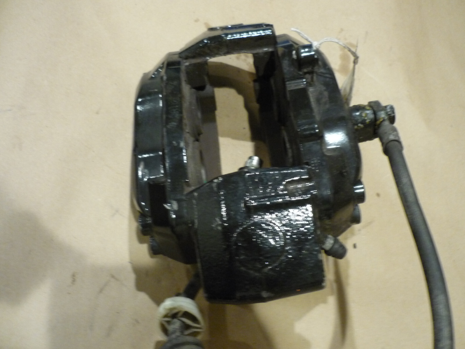 Maserati GranTurismo, Quattroporte RH Right Front Brake Caliper P/N 82336900