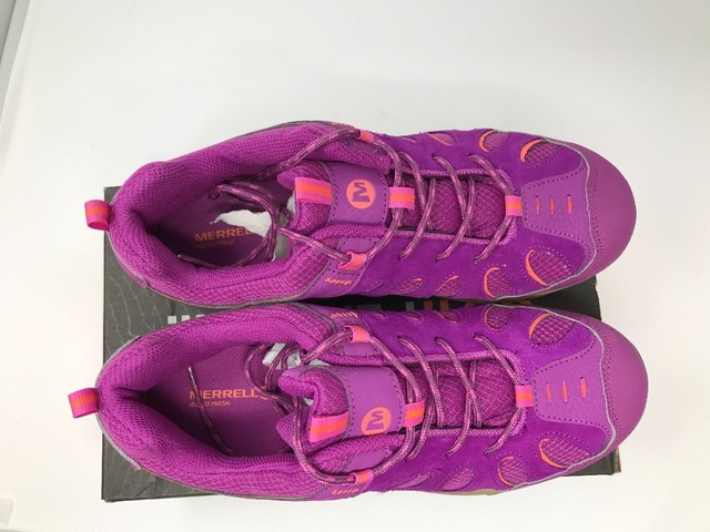 merrell chameleon low lace