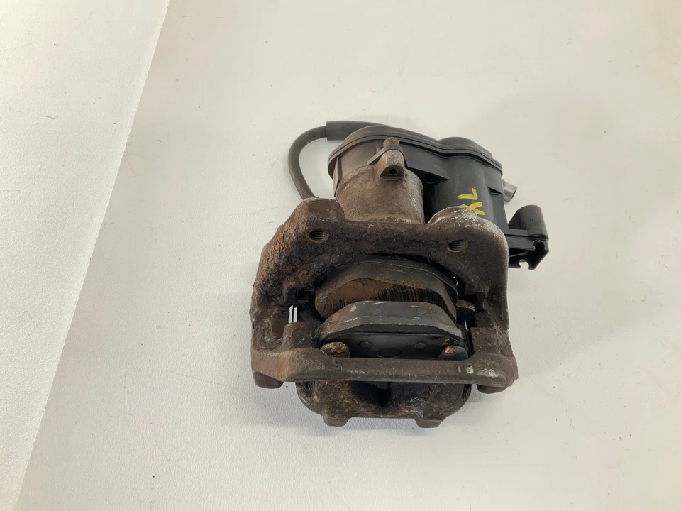 11-16 BMW 528xi F10 Sedan pinça de freio traseira driver roda esquerda fabricante de equipamento original cm - Imagem 4 de 4