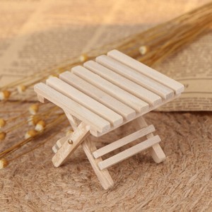 miniaturas de muñecas