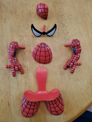 2011 Paper Magic Group Inc Spiderman 3-D Cake Topper Marvel