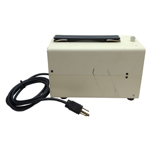 Chiu Technical FO-150 Lumina Fiber Optic Illuminator, ø16mm Port, 150W, 115VAC - Picture 5 of 7