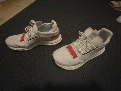 ON Cloudnova Sneaker