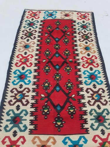 Vintage Traditional Handmade Turkish Anatolian Wool Red Kilim 4.9x2.7ft