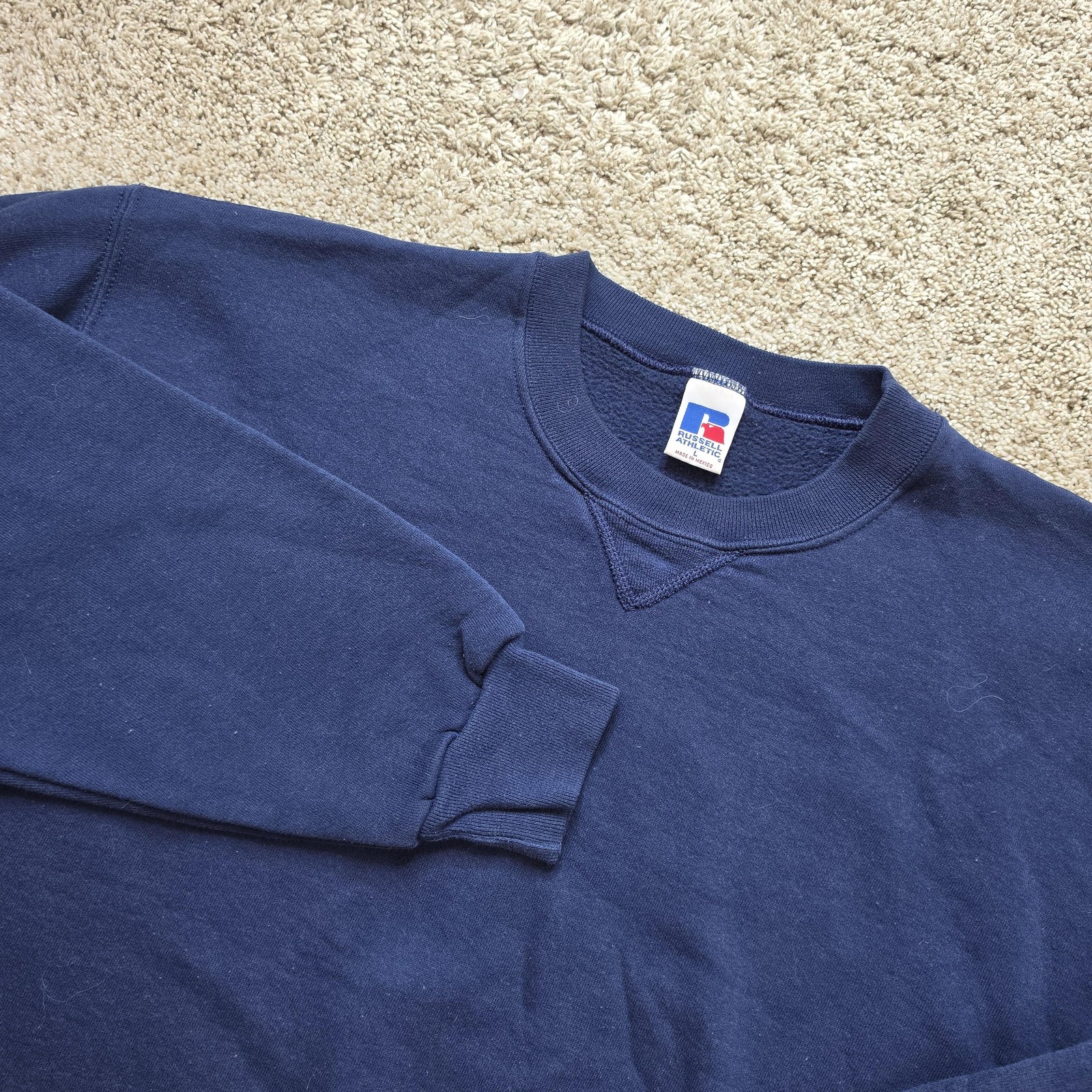 VINTAGE Russell Athletic Sweatshirt Mens L Blue Pullover Heavyweight Fleece Logo