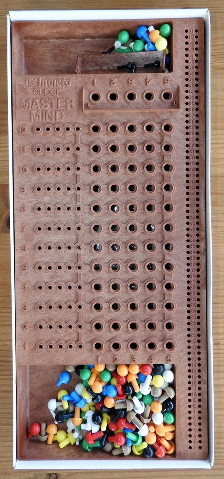 Vintage Board Game Super Mastermind By Invicta 1975 - pieces counted & correct - Image 3 of 3