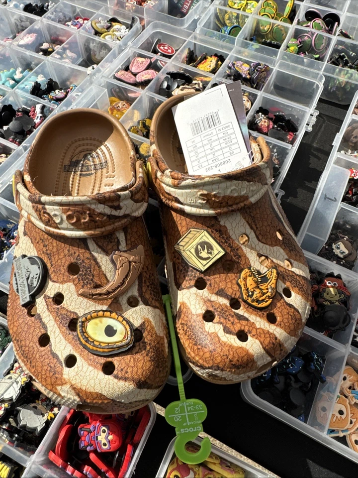 Crocs Jurassic World J2 - Imagem 3 de 4