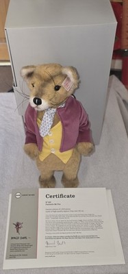 Steiff 690136 - Fantastic Mr Fox - 2017 Roald Dahl Limited Edition Alpaca