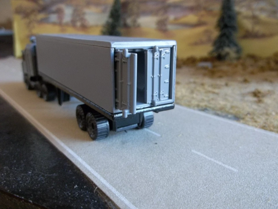 Movie Trucks - Matchbox - Knight Rider Goliath Truck - Kenworth - 1/80 Scale - Image 4 of 4