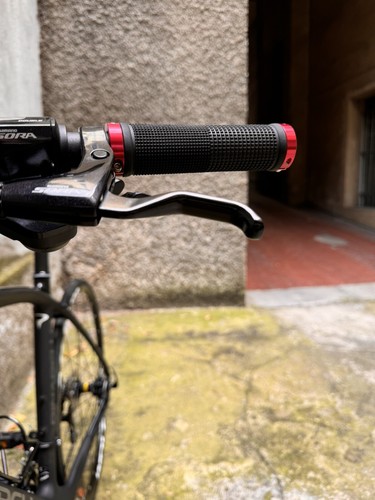 Bici Pinarello Treviso Carbon Disk - Foto 10 di 16