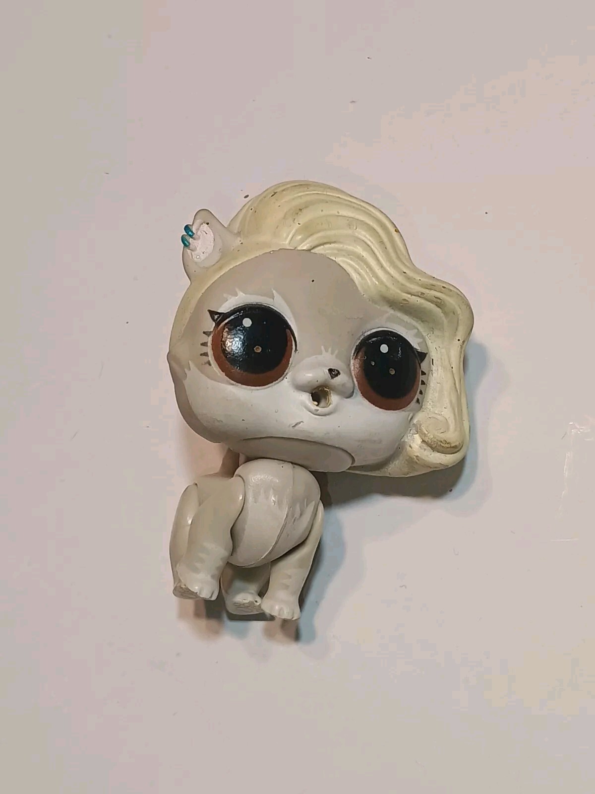 LOL Surprise Surfer Babe Pup Series 3 Color Changing Doll