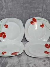 VINERS RED POPPY PORCELAIN SQUARE DINNER PLATES 10” x 4