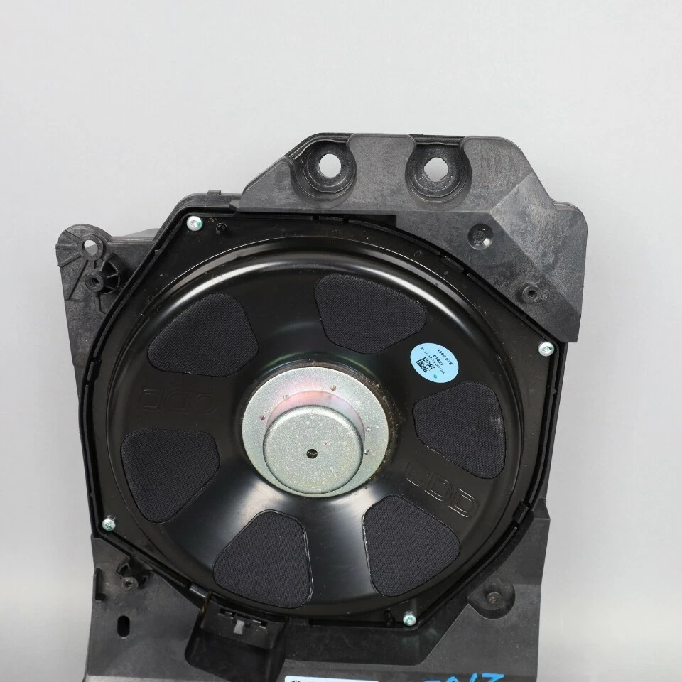 Altavoz subwoofer piso izquierdo bmw 228i 230i 328i 335i M2 65139210149 OEM usado Foto 3 de 4